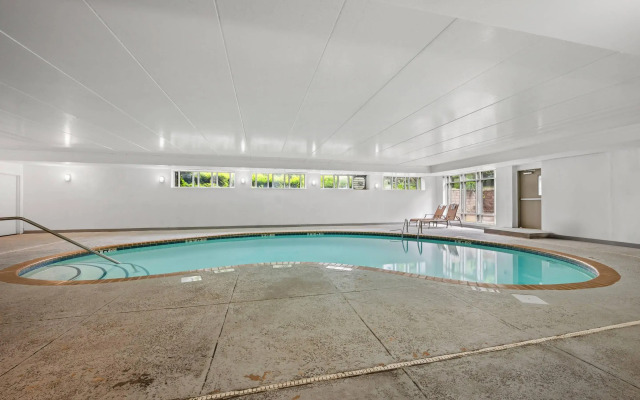Comfort Suites Near Casinos Norwich-Uncasville CT