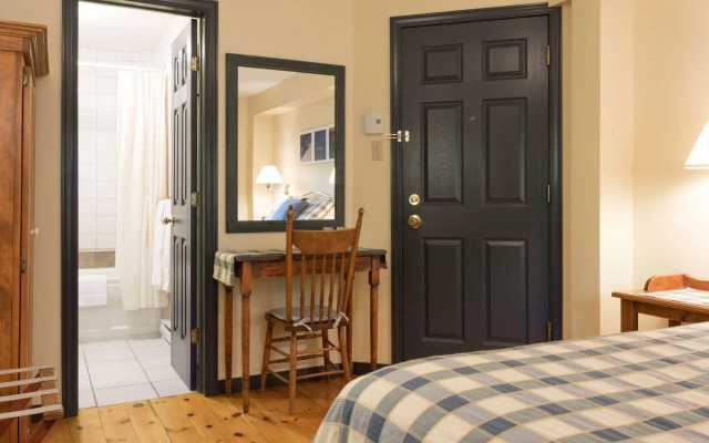 Auberge Le Lupin B&B