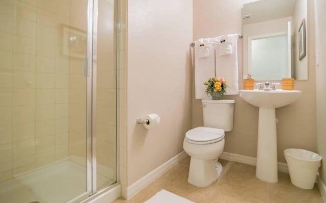 5135 Compass Bay