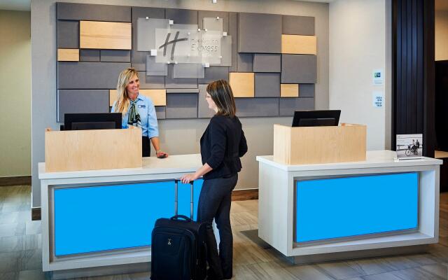 Holiday Inn Express and Suites Brantford by IHG