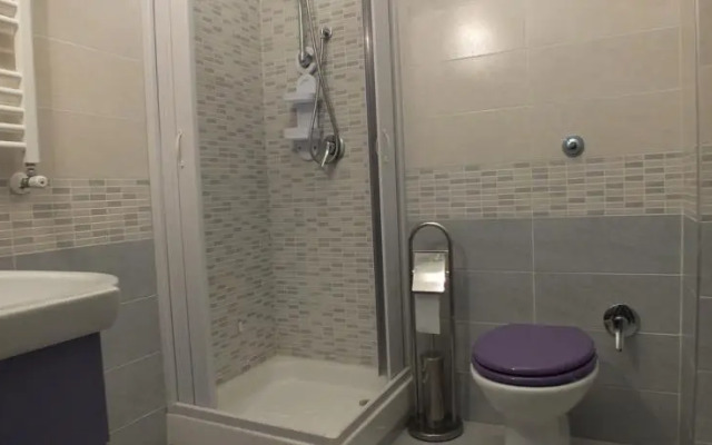 Four Seasons Holiday House