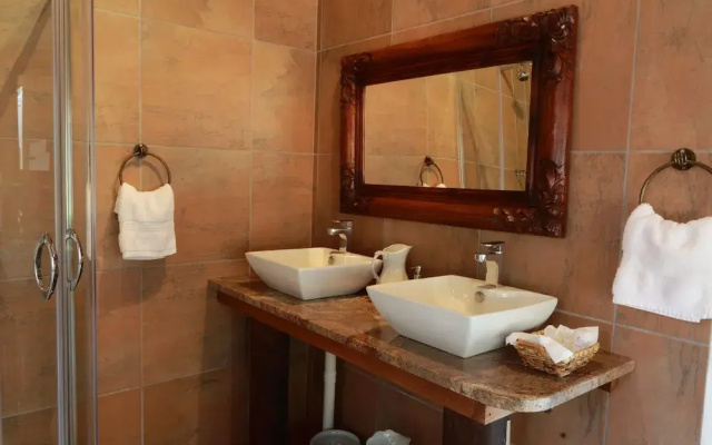 Woodlands Game Lodge