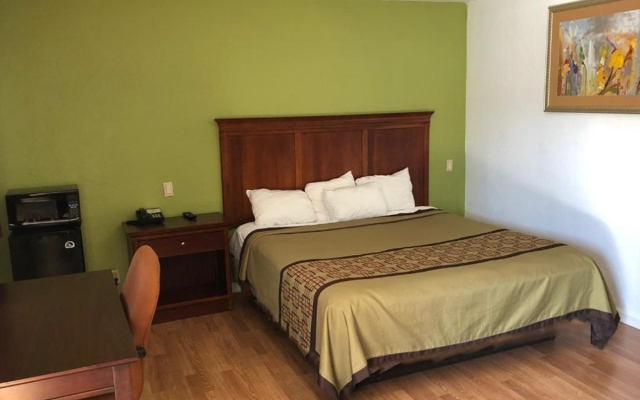 Americas Best Value Inn Visalia