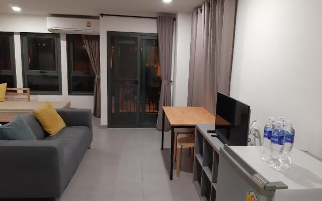 Amnuisuk Apartment