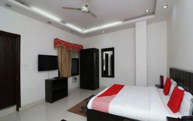 The Royal Park Plaza