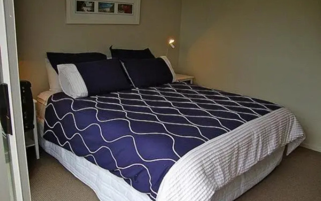 Relax at Cooks - Cooks Beach Holiday Home