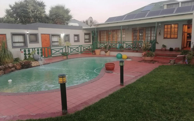 Valleycenter GuestLodge
