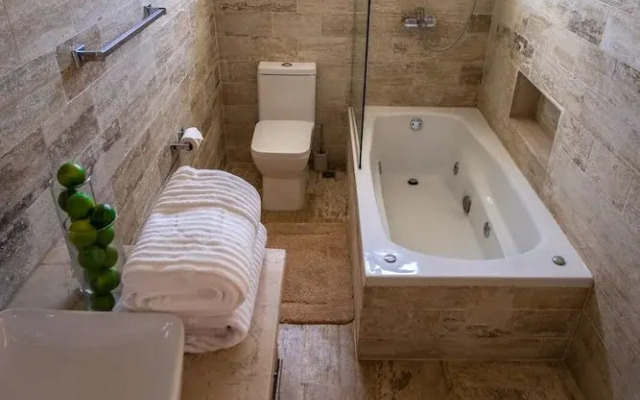 Residnecial Mananero Beach Apartment