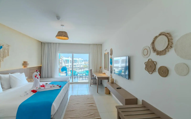 Casa Blue Resort