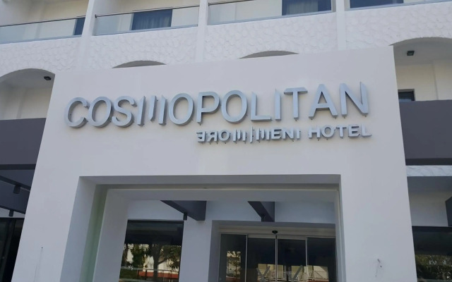 More Meni Cosmopolitan Hotel