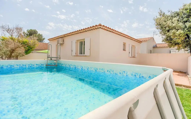 Relax piscine pétanque sauna jardin