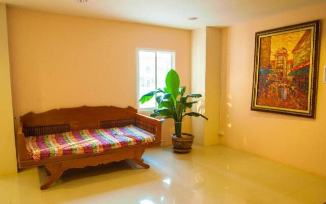 Wattanawan Hotel