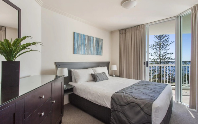 Crystal Bay on the Broadwater