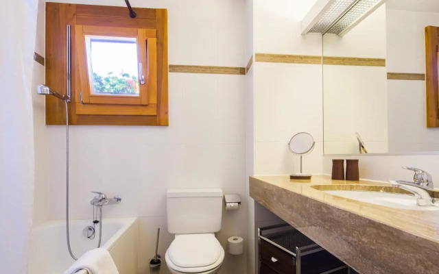 Club House 17 - One Bedroom