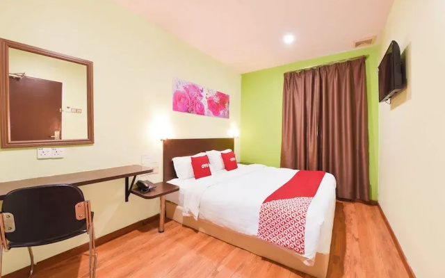 Hotel O G Home Hotel, Kota Bharu, Kelantan.