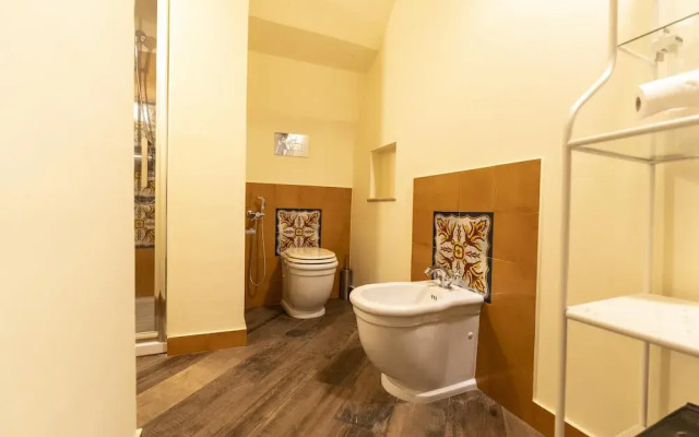 Via Carlo De Cesare 56 - Camera 3