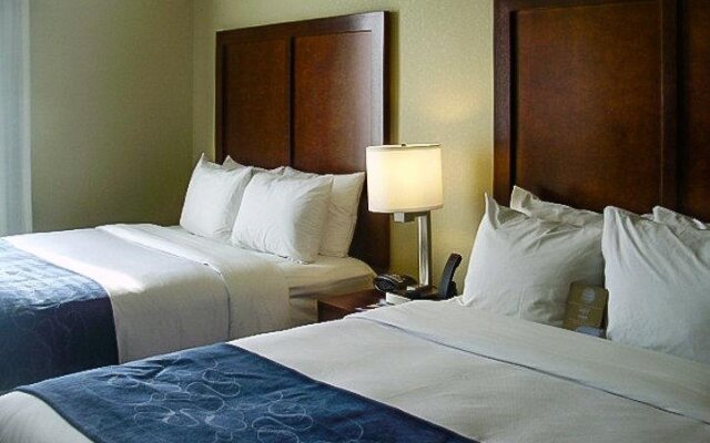 WyteStone Suites Potomac Mills