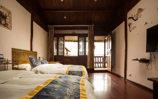 Travel Around the World Inn