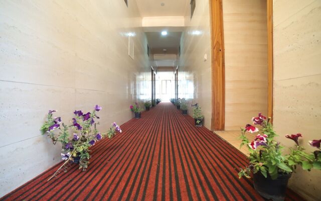 Chanakya Resort