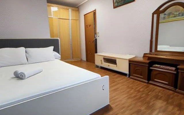 Amazing View Apartment at Kemayoran Jiexpo -Min Stay 3 Nights- – Guest Rooms – Jakarta