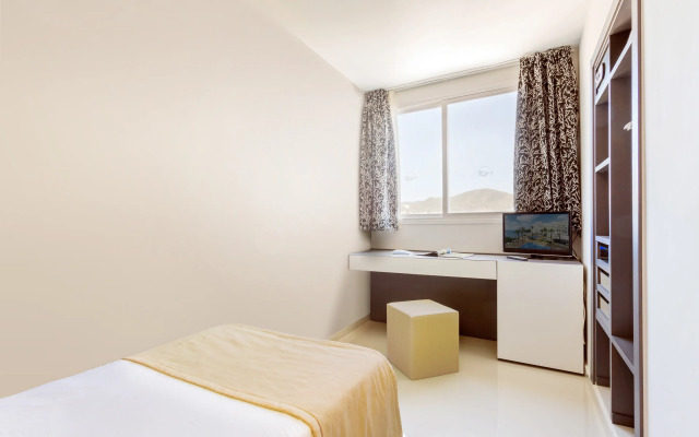 Sirenis Hotel Tres Carabelas & SPA