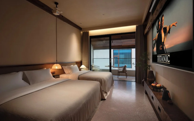 Xishuangbanna Jinghong Hidden in Nature