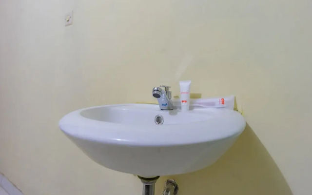 Wisma Griya Indah Lestari by OYO Rooms