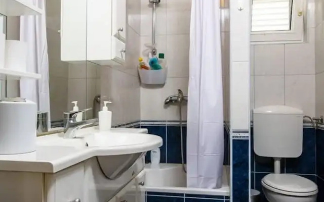 Stipe - 25m From the sea - A1