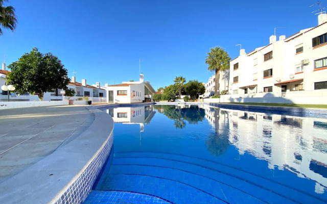Albufeira Harmony With Pool by Homing