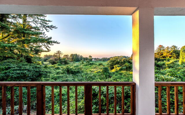 King's Garden Pension