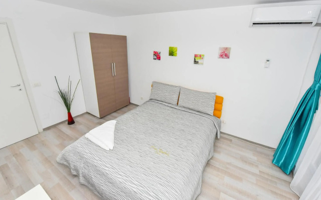 Bucharest Central Apartments - Shabbat Friendly