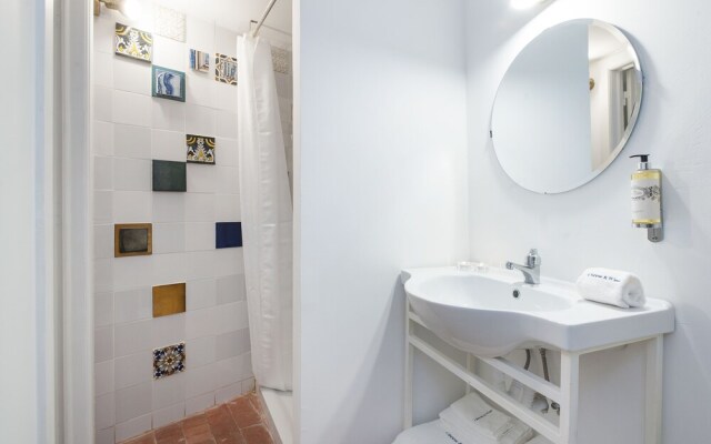 Alfama - Lisbon Cheese & Wine Apartments