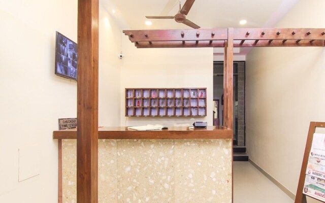 Hotel R B International