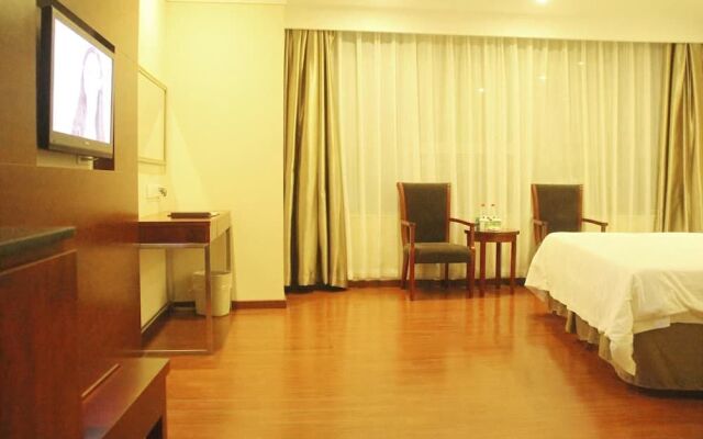 GreenTree Inn Guangdong Guangzhou Baiyun Avenue Yongping Business Hotel