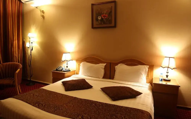 Safwat Al Amal Hotel