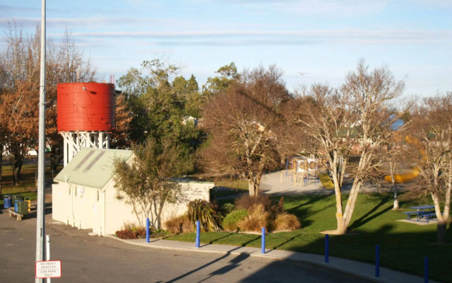 Lumsden Hotel