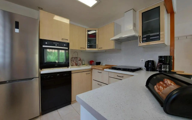 Rare, cosy studio terrasse au coeur de St-Jorioz