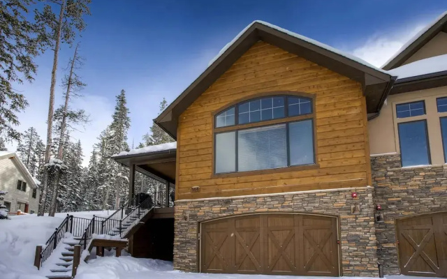 Granite Peaks Villa