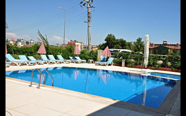Ceren Family Suit Hotel