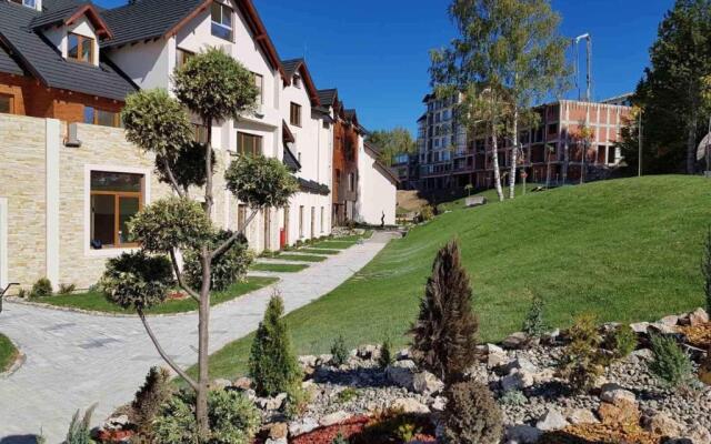 Milmari Apartman Janus P24 P25