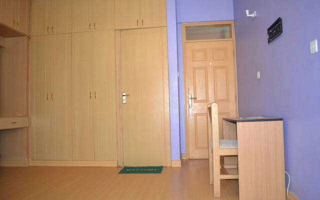 Hillview Apartment