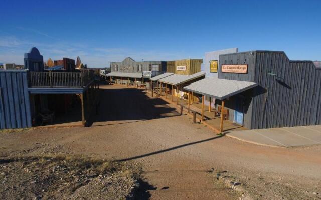 Tombstone Monument Guest Ranch
