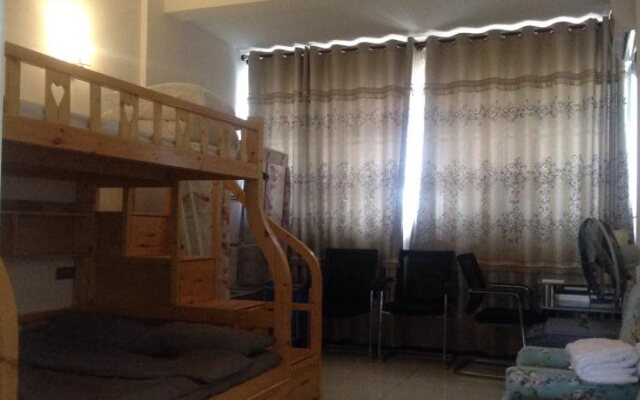 Liuzhou Old Tree Youth Hostel