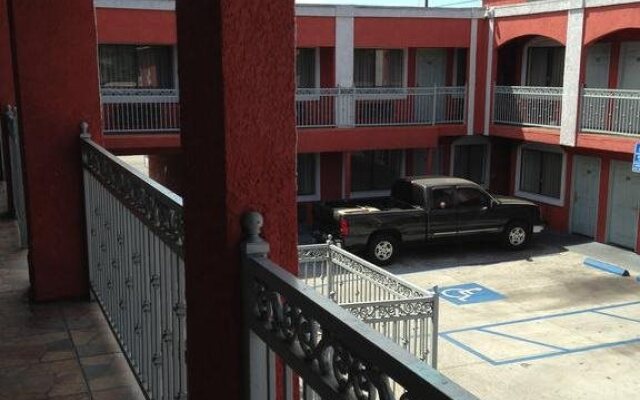 Royal Inn Motel