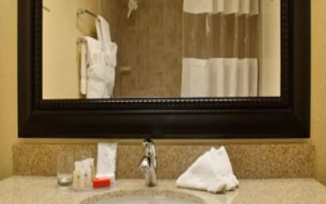 OYO Hotel East Hanover NJ-10