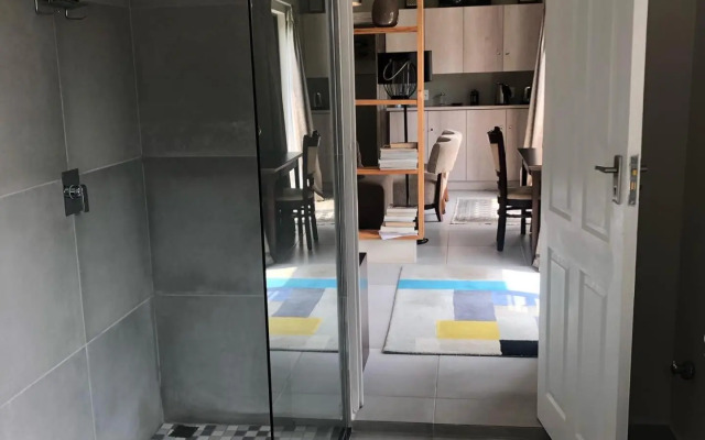 28 on Symonds Lux studio1