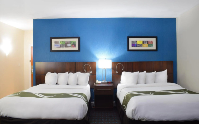 Quality Inn & Suites Middletown - Newport