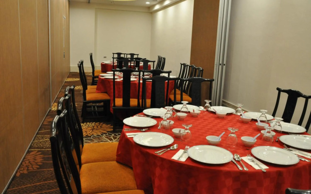 Grand Riverview Hotel