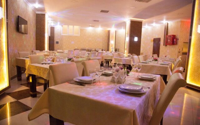 Askar Hotel
