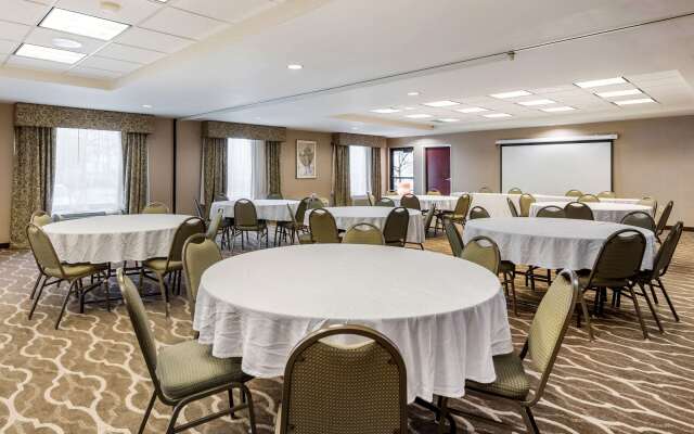 Comfort Suites Dayton-Wright Patterson